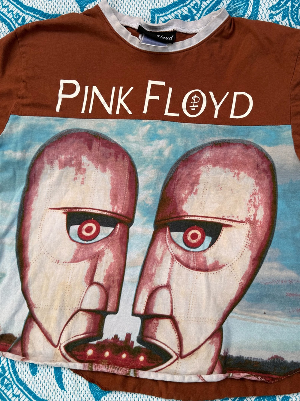 Vintage 2006 Pink Floyd The Division Bell Album Art Graphic Tee Small